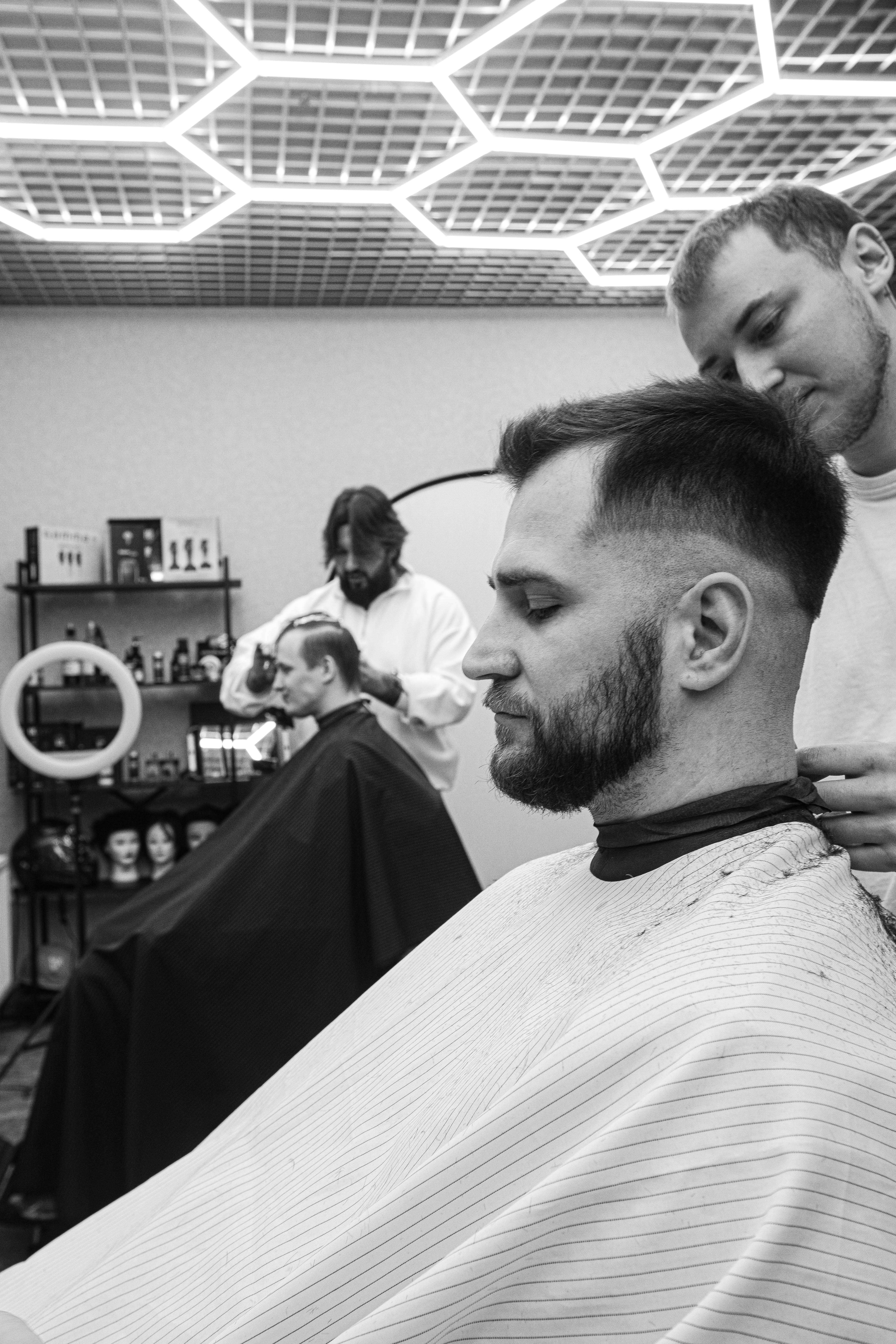 Финальные штрихи стрижки